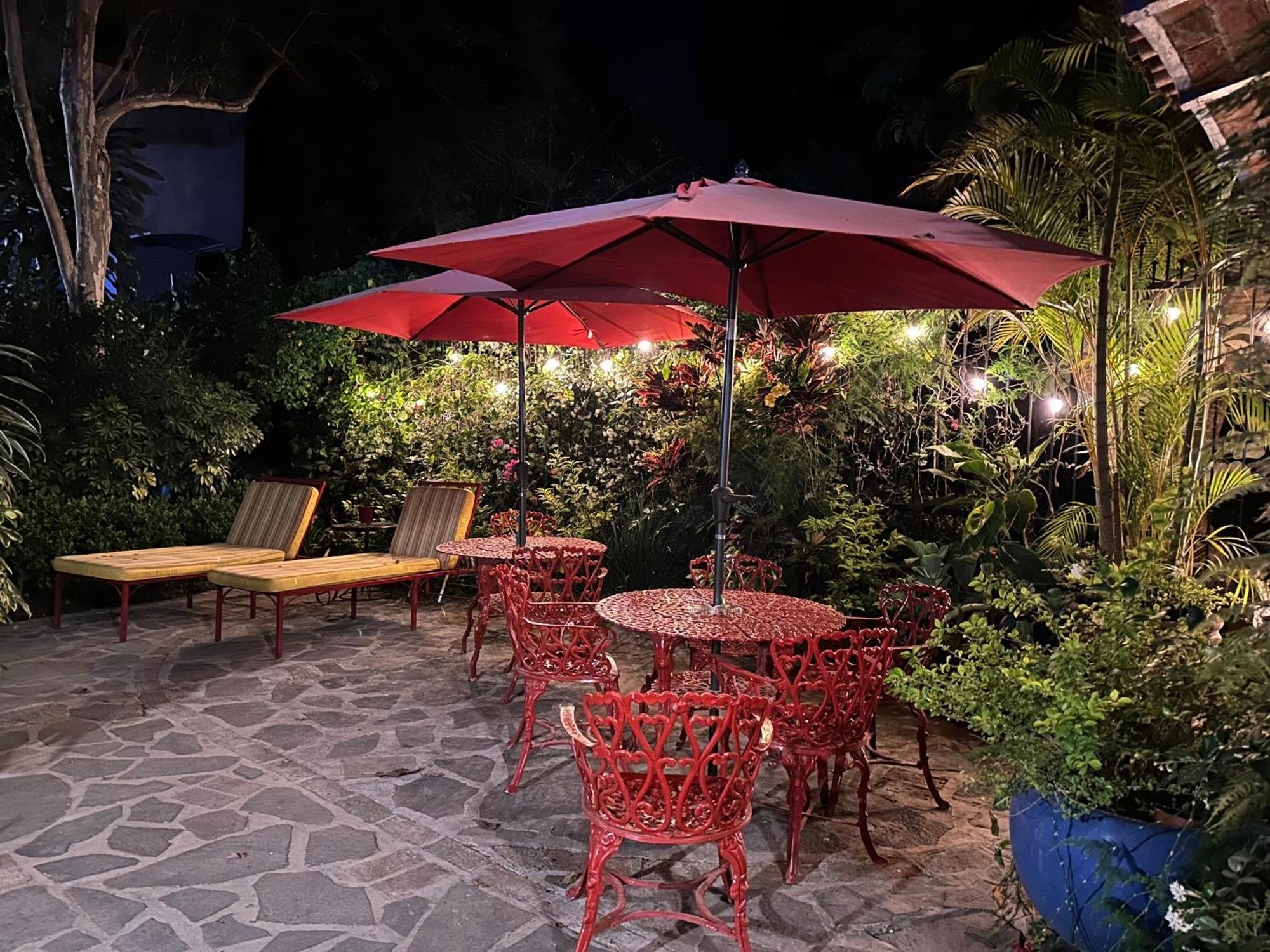 Estrellita'S Bed & Breakfast 아히힉 외부 사진