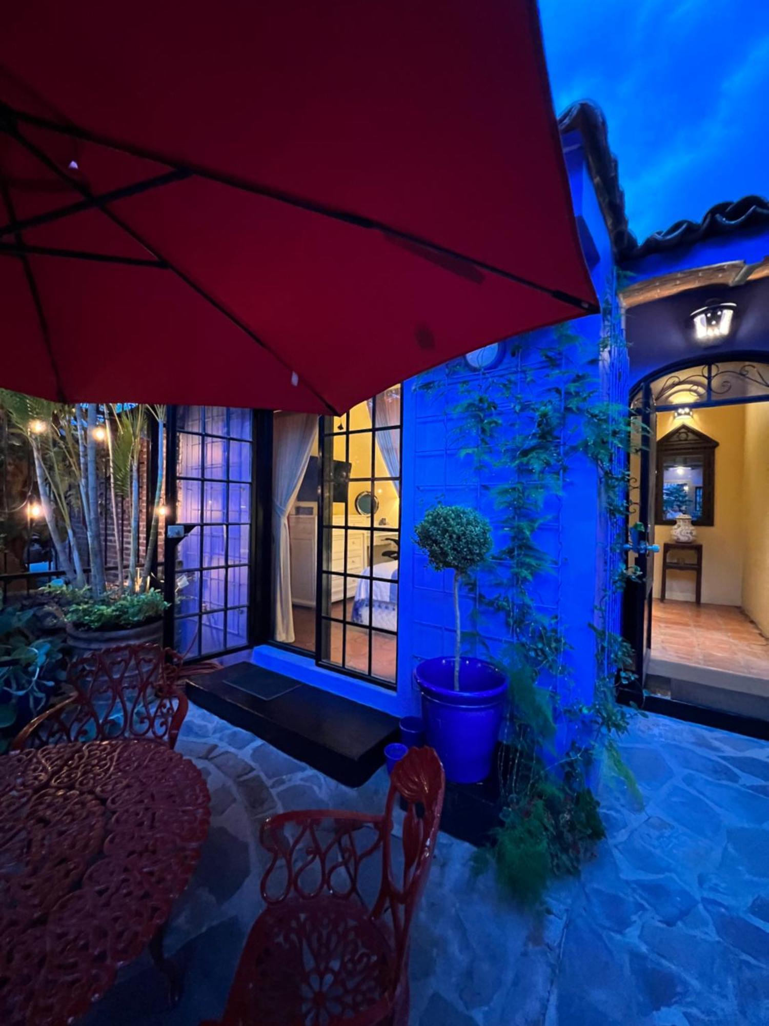 Estrellita'S Bed & Breakfast 아히힉 외부 사진