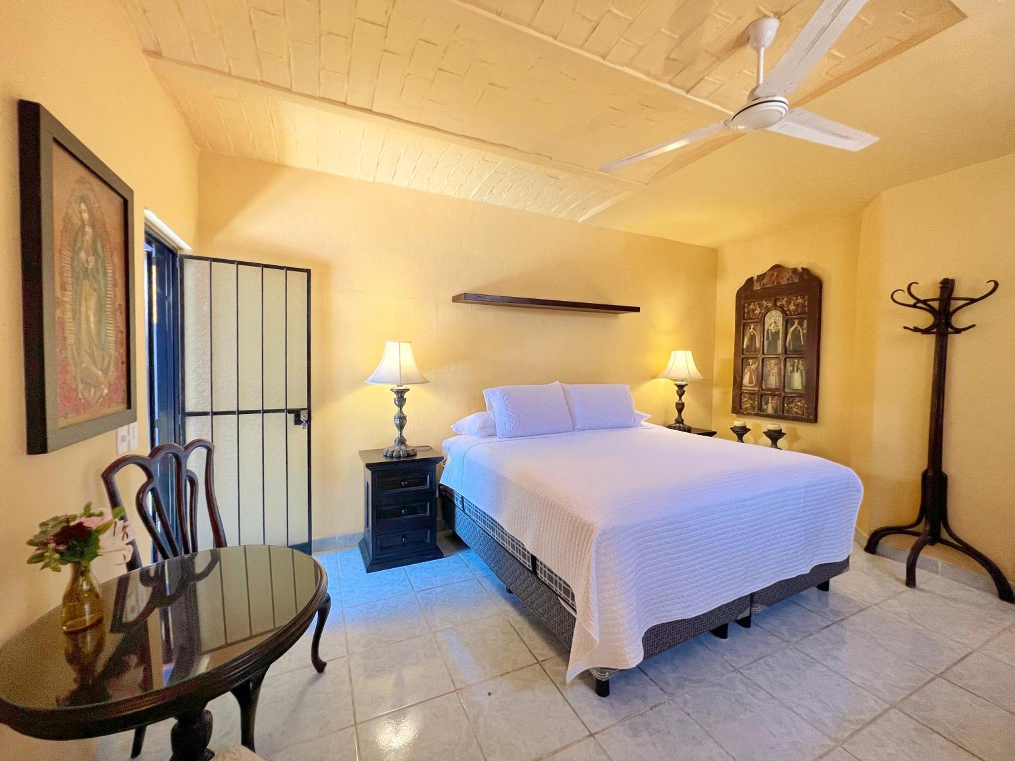 Estrellita'S Bed & Breakfast 아히힉 외부 사진